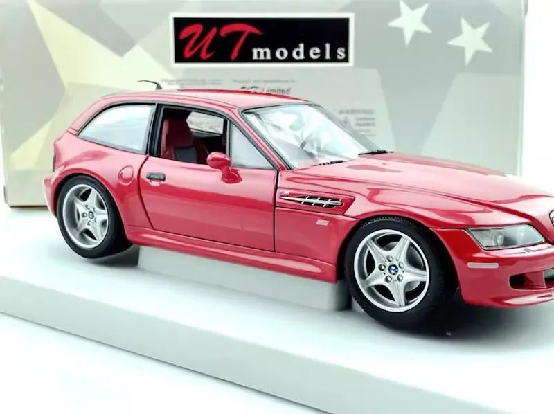 [UT] 1:18 BMW 2002 S54 Z3M Coupe レッド モデルカー Die-Cast
