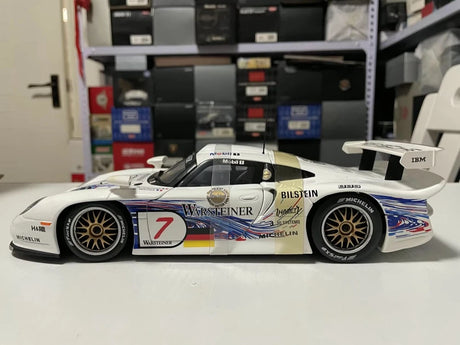 [UT] 1:18 Porsche 1998 911 GT1 Le Mans #6 pienoismalli Die-Cast