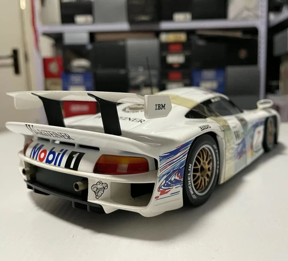 [UT] 1:18 Porsche 1998 911 GT1 Le Mans #6 voiture miniature Die-Cast