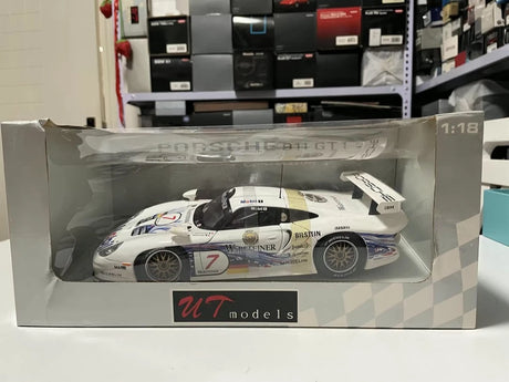[UT] 1:18 Porsche 1998 911 GT1 Le Mans #6 pienoismalli Die-Cast