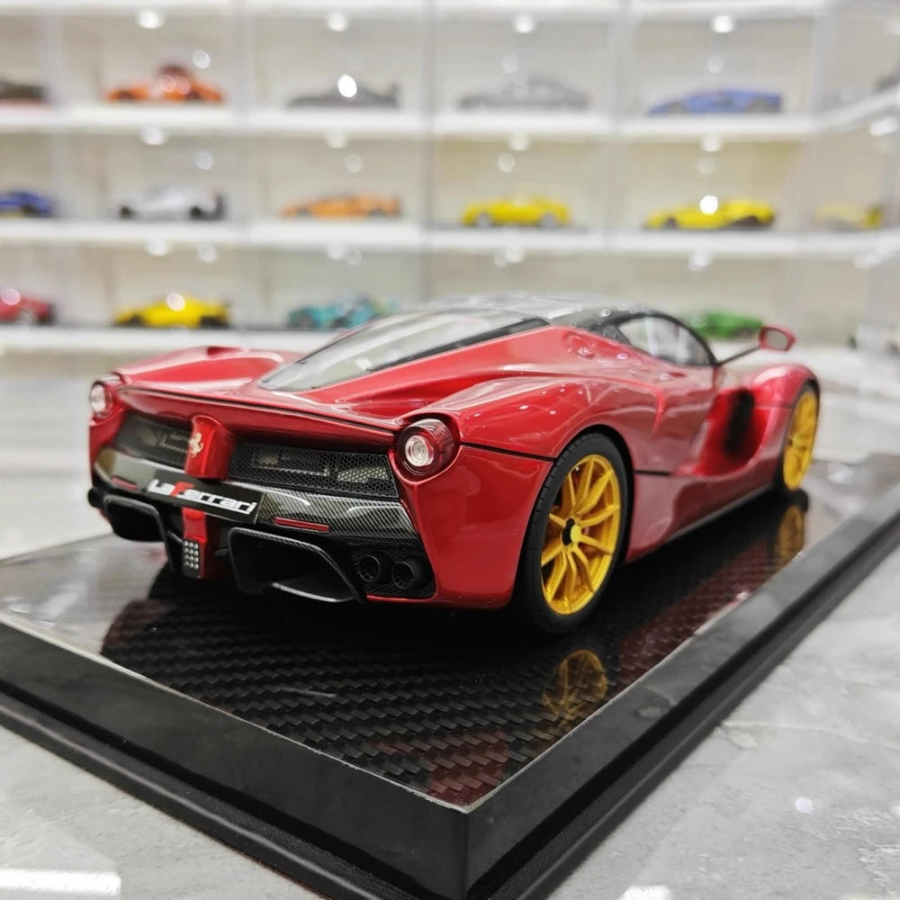 [Ultra Unique] 1:18 Ferrari 2013 LaFerrari Red Model Car Resin