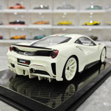 [Ultra Unique] 1:18 Ferrari 2018 488 Pista Luminous Model Car Resin