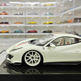 [Ultra Unique] 1:18 Ferrari 2018 488 Pista Luminous Model Car Resin