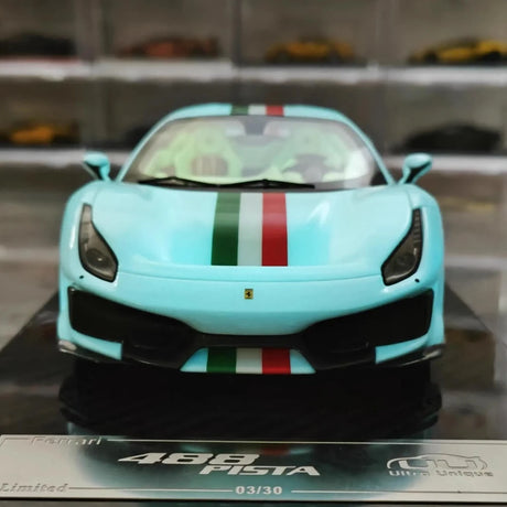 [Ultra Unique] 1:18 Ferrari 2018 488 Pista Luminous Model Car Resin