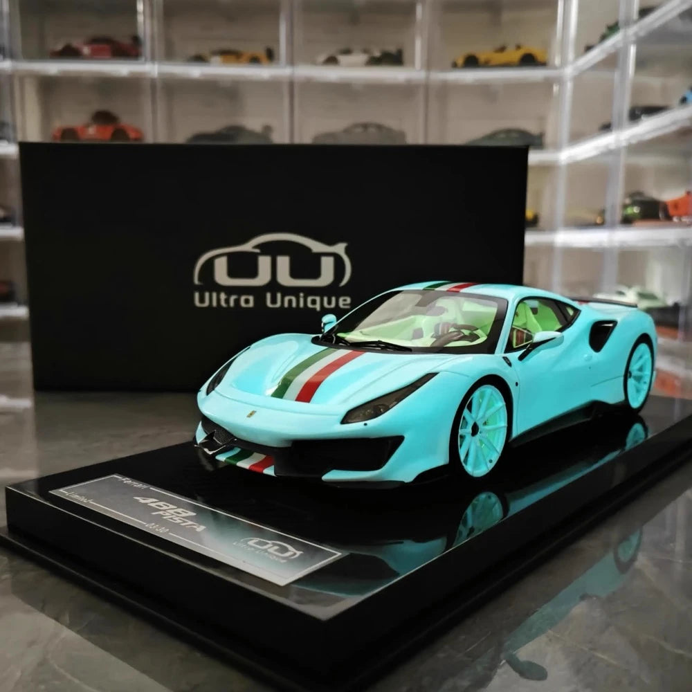 [Ultra Unique] 1:18 Ferrari 2018 488 Pista Luminous Model Car Resin