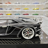 [Ultra Unique] 1:18 Lamborghini 2015 Aventador LP750-4 SV Black Model Car Resin