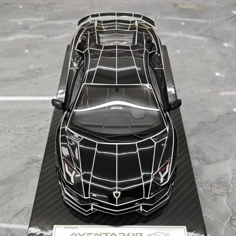 [Ultra Unique] 1:18 Lamborghini 2015 Aventador LP750-4 SV Black Model Car Resin