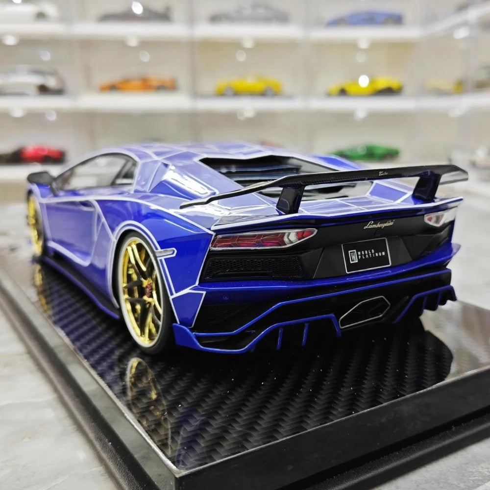 [Ultra Unique] 1:18 Lamborghini 2015 Aventador LP750-4 SV sininen pienoismalli Hartsi