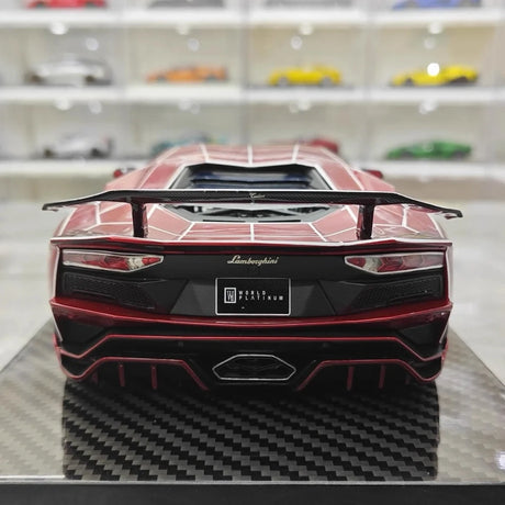 Ultra Unique Lamborghini 2015 Aventador LP750-4 SV rood 1:18 – Collectible resin Model resin