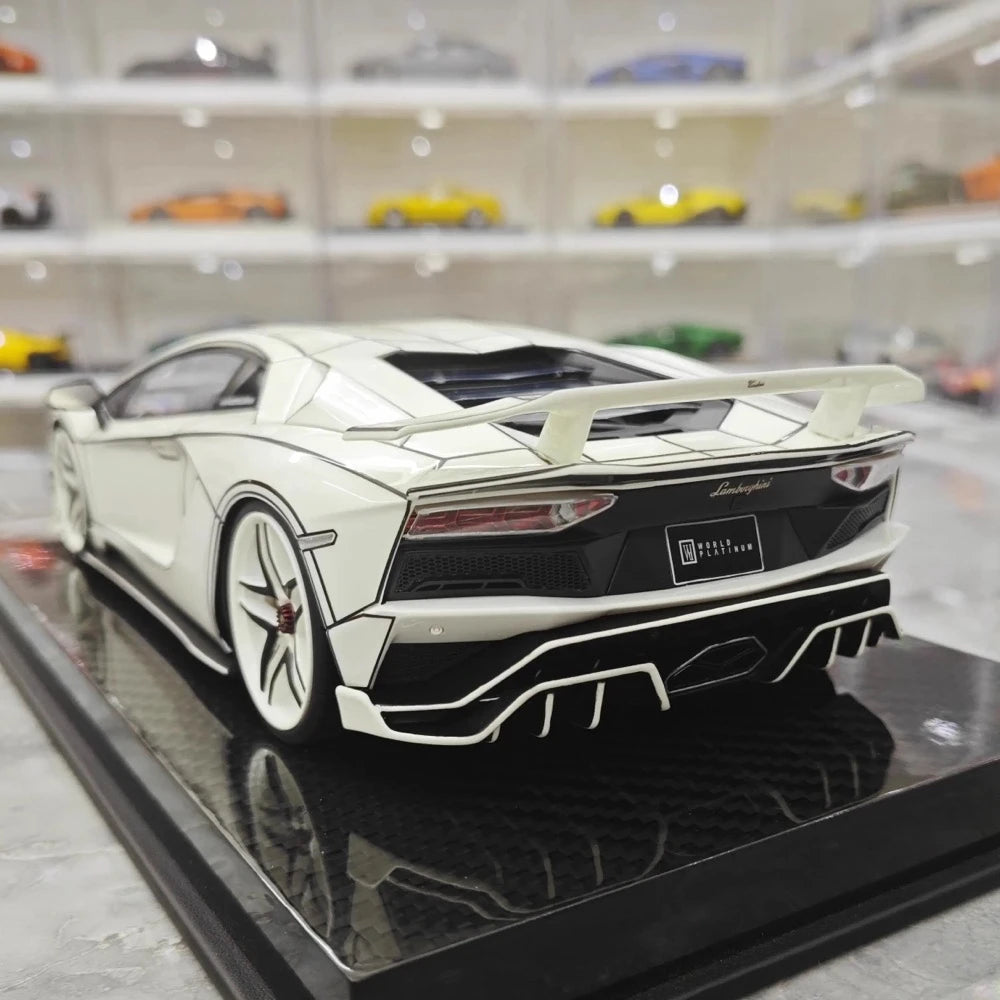 [Ultra Unique] 1:18 Lamborghini 2015 Aventador LP750-4 SV blanc voiture miniature Resin