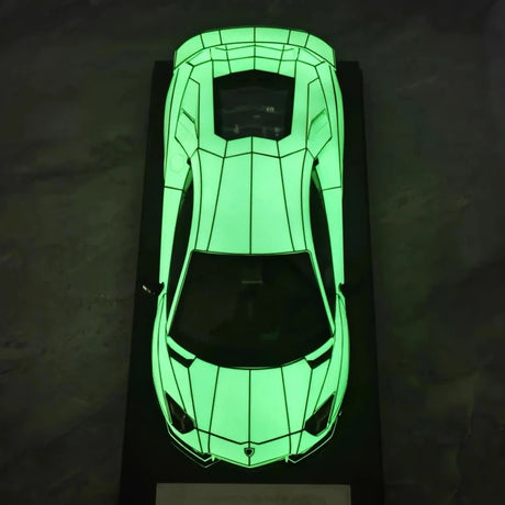 [Ultra Unique] 1:18 Lamborghini 2015 Aventador LP750-4 SV White Model Car Resin