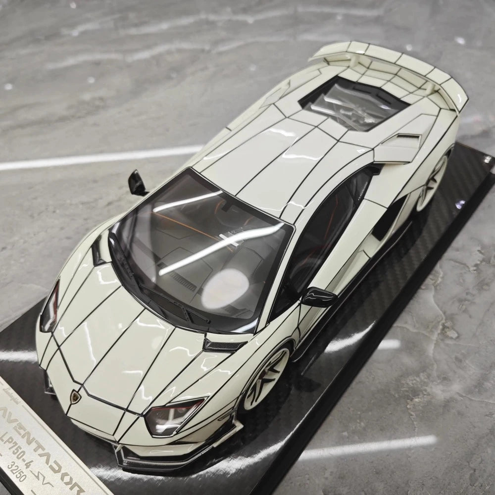 [Ultra Unique] 1:18 Lamborghini 2015 Aventador LP750-4 SV blanc voiture miniature Resin