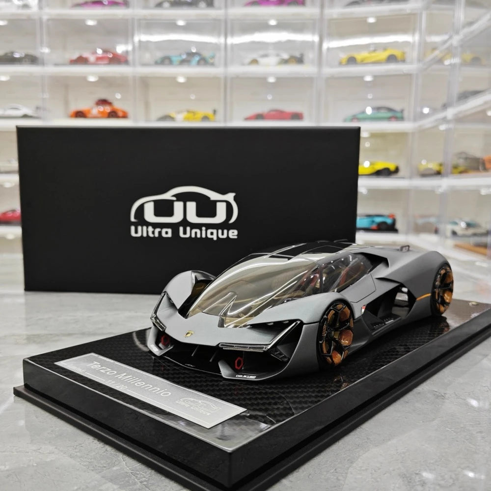 [Ultra Unique] 1:18 Lamborghini 2017 Terzo Millennio Gray Model Car Resin