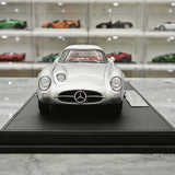 [V8] 1:18 Mercedes-Benz 1955 300 SLR Uhlenhaut coupé modello argento di auto in metallo pressofuso