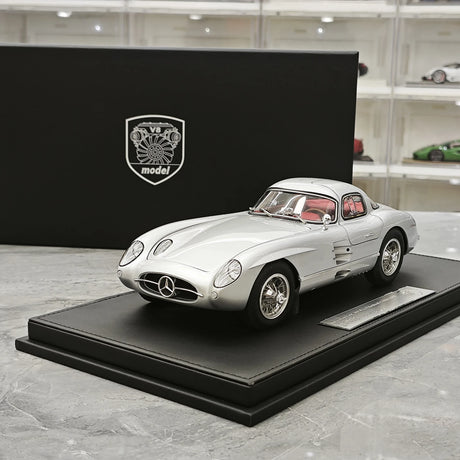 [V8] 1:18 Mercedes-Benz 1955 300 SLR Uhlenhaut coupé modello argento di auto in metallo pressofuso