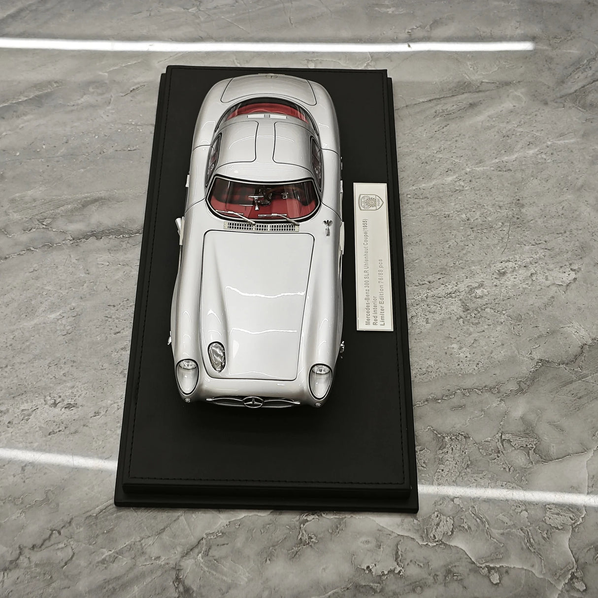 [V8] 1:18 Mercedes-Benz 1955 300 SLR Uhlenhaut coupé modello argento di auto in metallo pressofuso