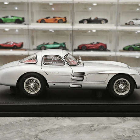 [V8] 1:18 Mercedes-Benz 1955 300 SLR Uhlenhaut coupé modello argento di auto in metallo pressofuso