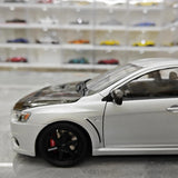 [VIAT] 1:18 Mitsubishi 2008 Lancer Evo X Metallic zilver modelauto Die-Cast