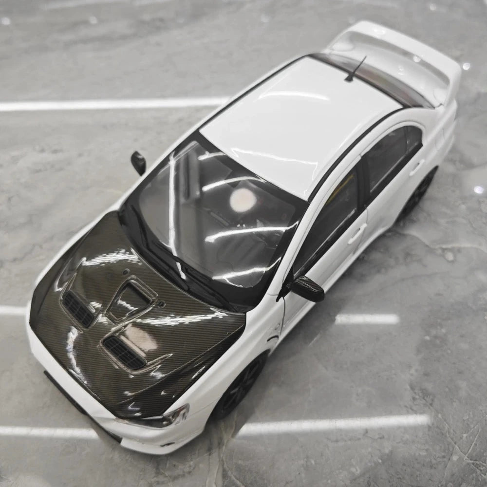 [VIAT] 1:18 Mitsubishi 2008 Lancer Evo X metallizzato bianco modellino di auto Die-Cast
