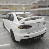 [VIAT] 1:18 Mitsubishi 2008 Lancer Evo X metallizzato bianco modellino di auto Die-Cast