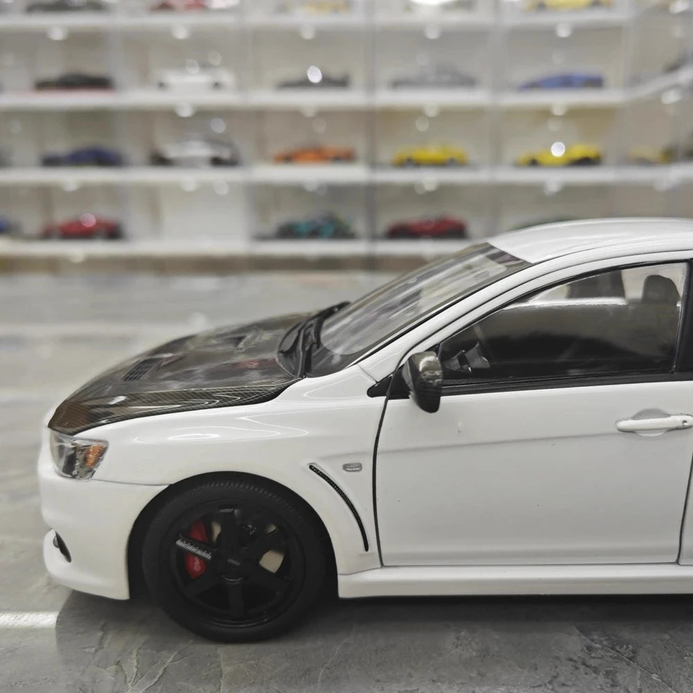 [VIAT] 1:18 Mitsubishi 2008 Lancer Evo X Metallic White Model Car Die-Cast
