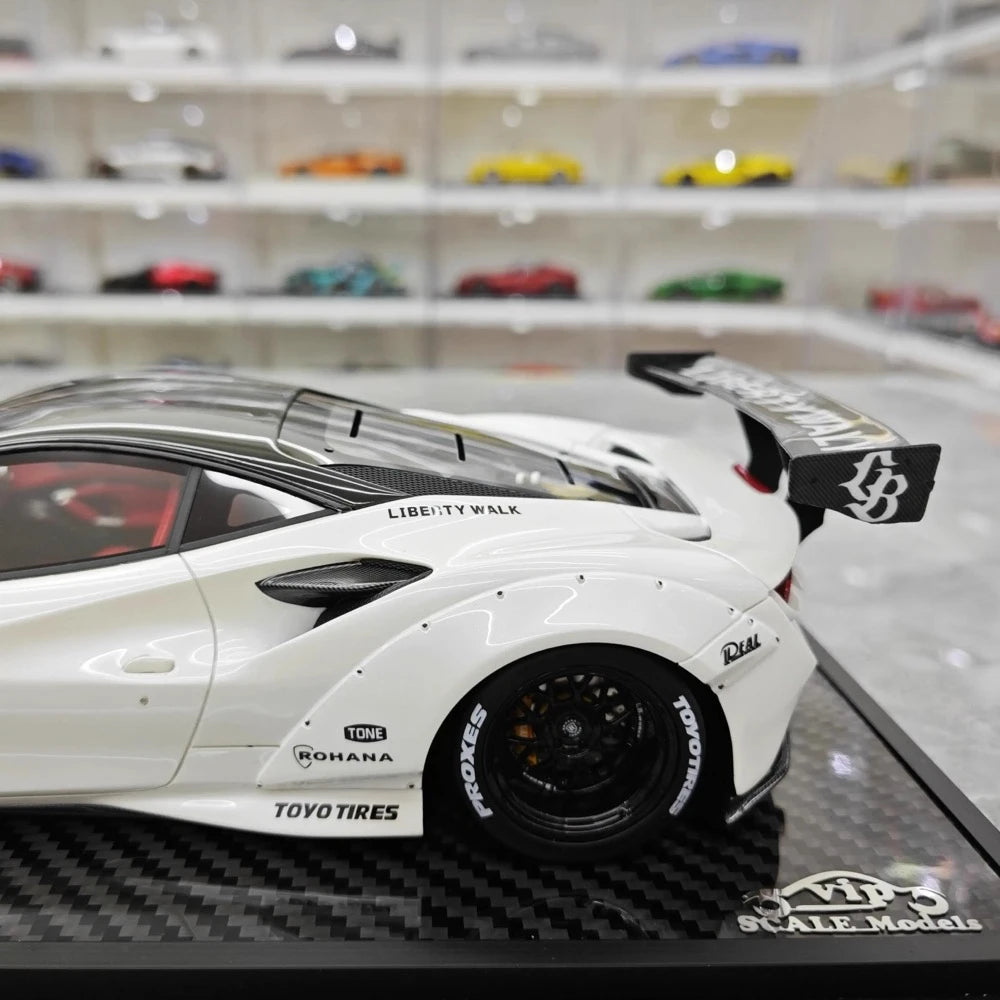 [VIP] 1:18 Ferrari 2019 F8 Tributo LBWK GT White Model Car Resin