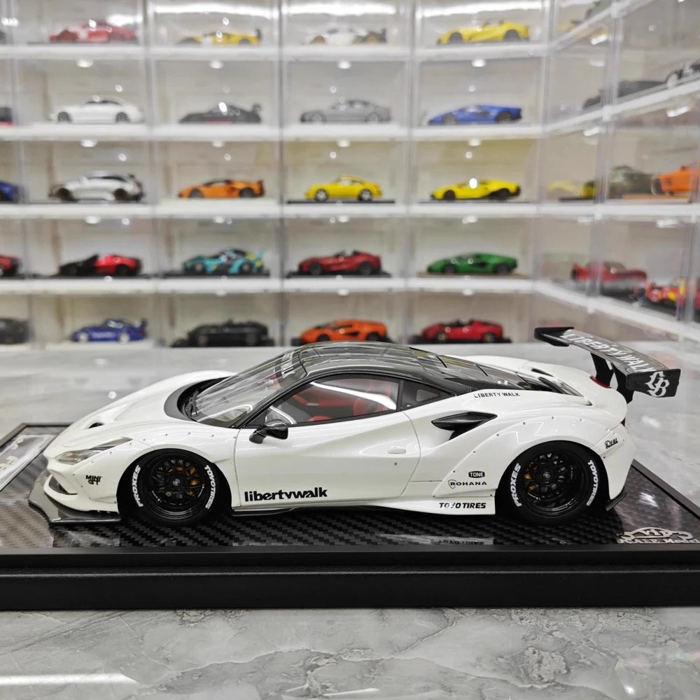 [VIP] 1:18 Ferrari 2019 F8 Tributo LBWK GT bianco modellino di auto resina