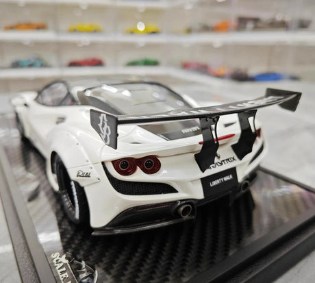 [VIP] 1:18 Ferrari 2019 F8 Tributo LBWK GT White Model Car Resin