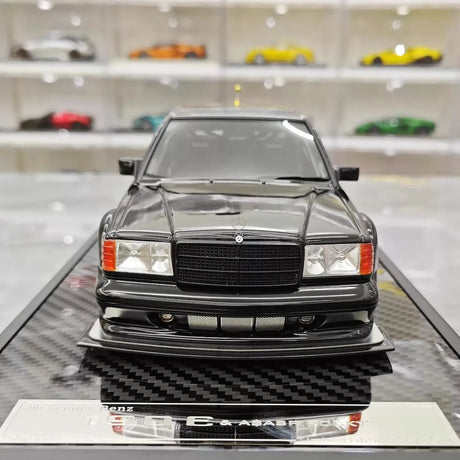 [VIP] 1:18 Mercedes-Benz 1990 W201 190E 2,5-16 Evo 2 A$AP Rocky Black Star Modellauto-Resin