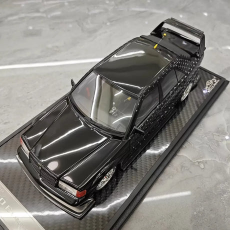 [VIP] 1:18 Mercedes-Benz 1990 W201 190E 2,5-16 Evo 2 A$AP Rocky Black Star Modellauto-Resin