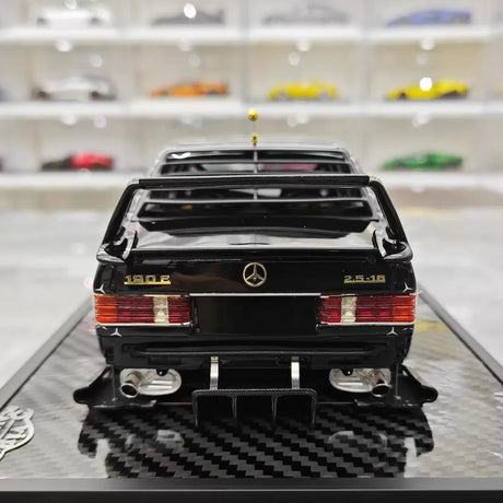 [VIP] 1:18 Mercedes-Benz 1990 W201 190E 2,5-16 Evo 2 A$AP Rocky Black Star Modellauto-Resin