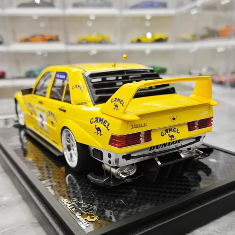 [VIP] 1:18 Mercedes-Benz 1990 W201 190E 2,5-16 Evo 2 A$AP Rocky Camel Trophy Modellauto-Harz