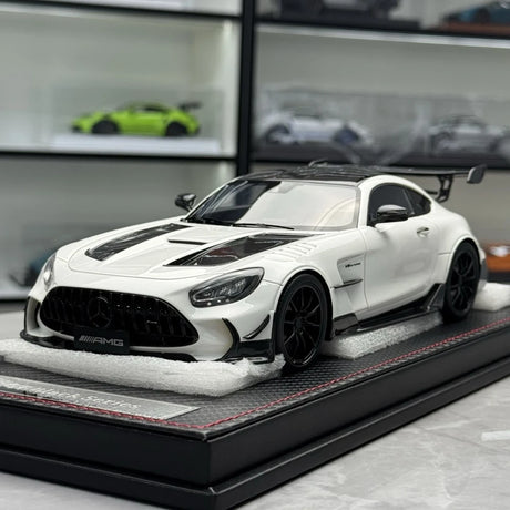 [VIP] 1:18 Mercedes-Benz 2021 AMG GT Black Series weißes Modellautoharz