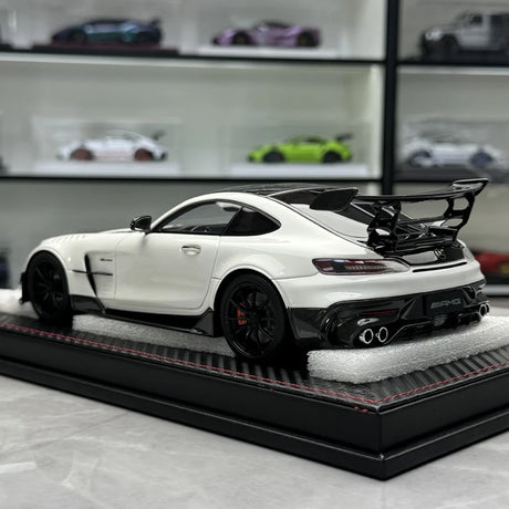 [VIP] 1:18 Mercedes-Benz 2021 AMG GT Black Series weißes Modellautoharz