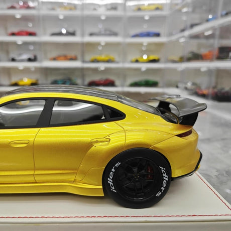 [VIP] 1:18 Porsche 2021 Taycan RWB Yellow Model Car Resin