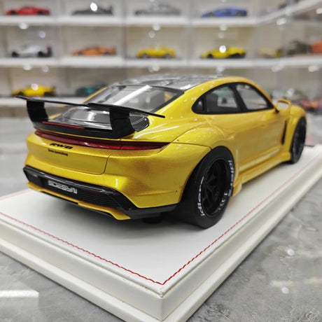 [VIP] 1:18 Porsche 2021 Taycan RWB Yellow Model Car Resin
