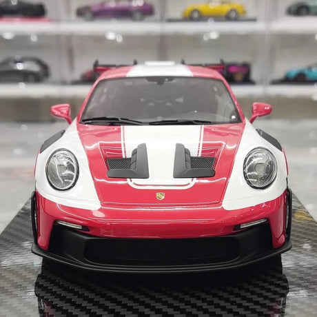 [VIP] 1:18 Porsche 2022 911 GT3 RS Rotes Modellautoharz