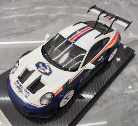 [VIP] 1:18 Porsche 2022 911 GT3 RS Roughroads Modellautoharz