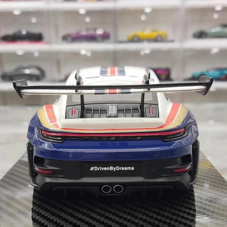 [VIP] 1:18 Porsche 2022 911 GT3 RS Roughroads Modellautoharz