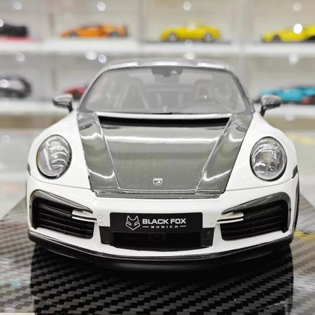 [VIP] 1:18 Porsche 2022 992 Stinger GTR White Model Car Resin