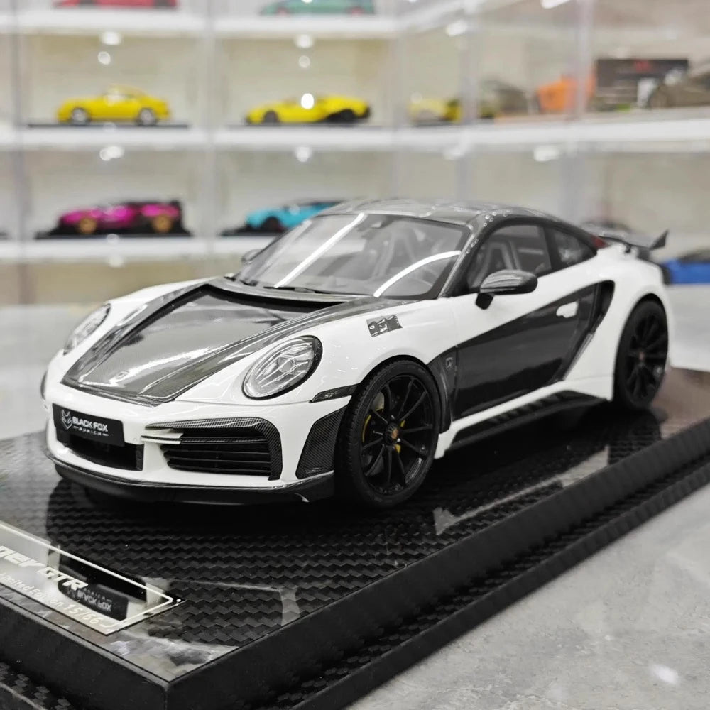 [VIP] 1:18 Porsche 2022 992 Stinger GTR White Model Car Resin