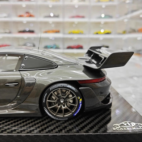 [VIP] 1:18 Porsche 2023 911 GT3R Rennsport Black Model Car Resin