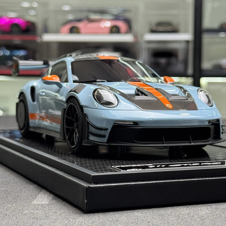 VIP Porsche 2023 911 992 GT3 RS Gulf 1:18 – Resina da collezione per modelli