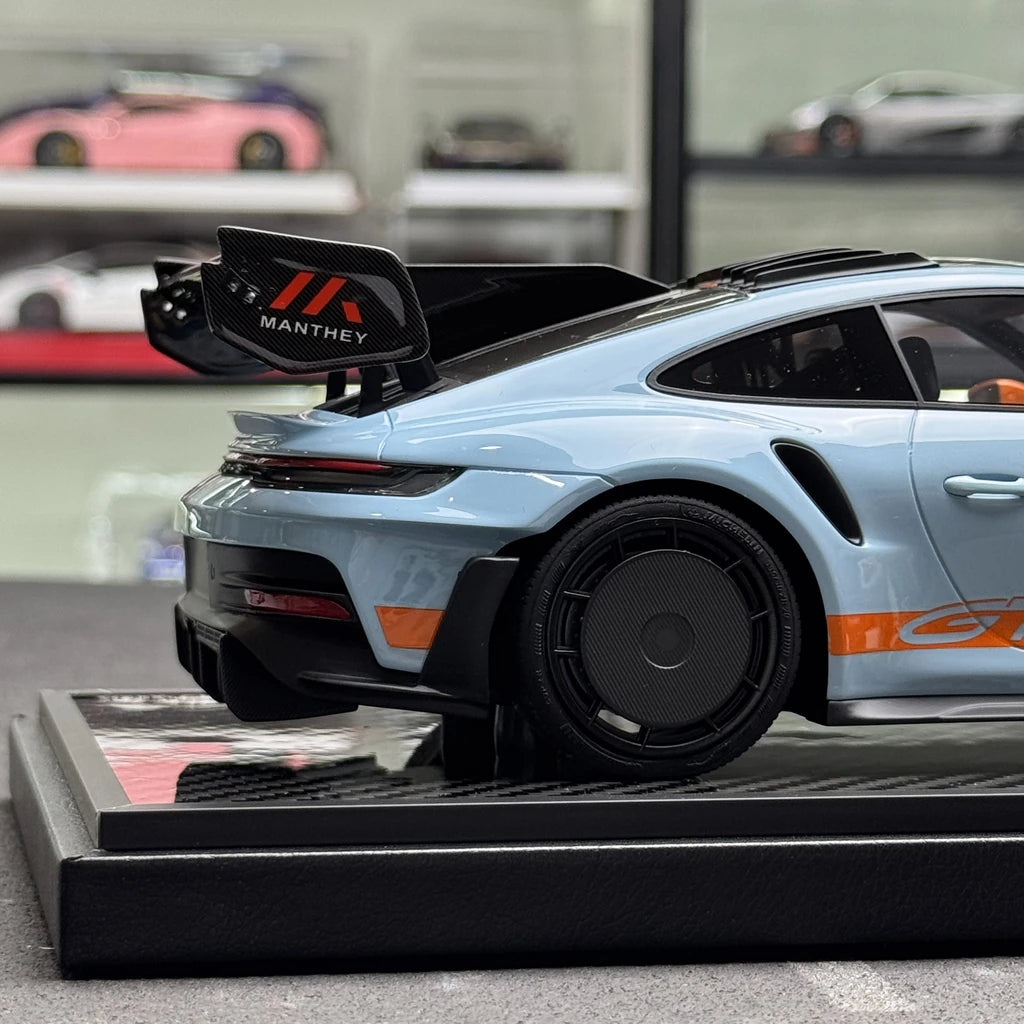 VIP Porsche 2023 911 992 GT3 RS Gulf 1:18 – keräilyhartsimallihartsi