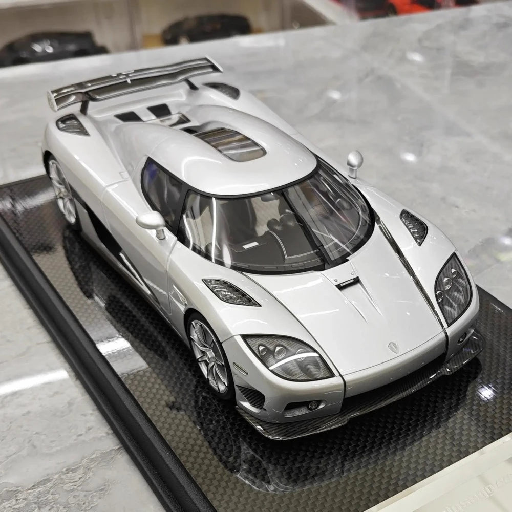 [VMB] 1:18 Koenigsegg 2008 CCXR Silver Model Car Resin
