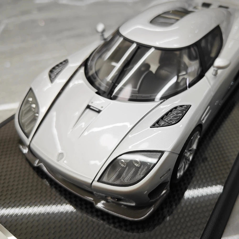 [VMB] 1:18 Koenigsegg 2008 CCXR Silver Model Car Resin