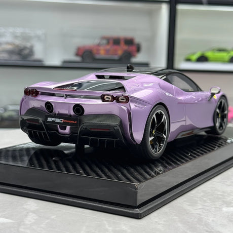 Arte del veicolo Ferrari 2019 SF90 Stradale Purple 1:18 – Resina modello in resina collezionabile