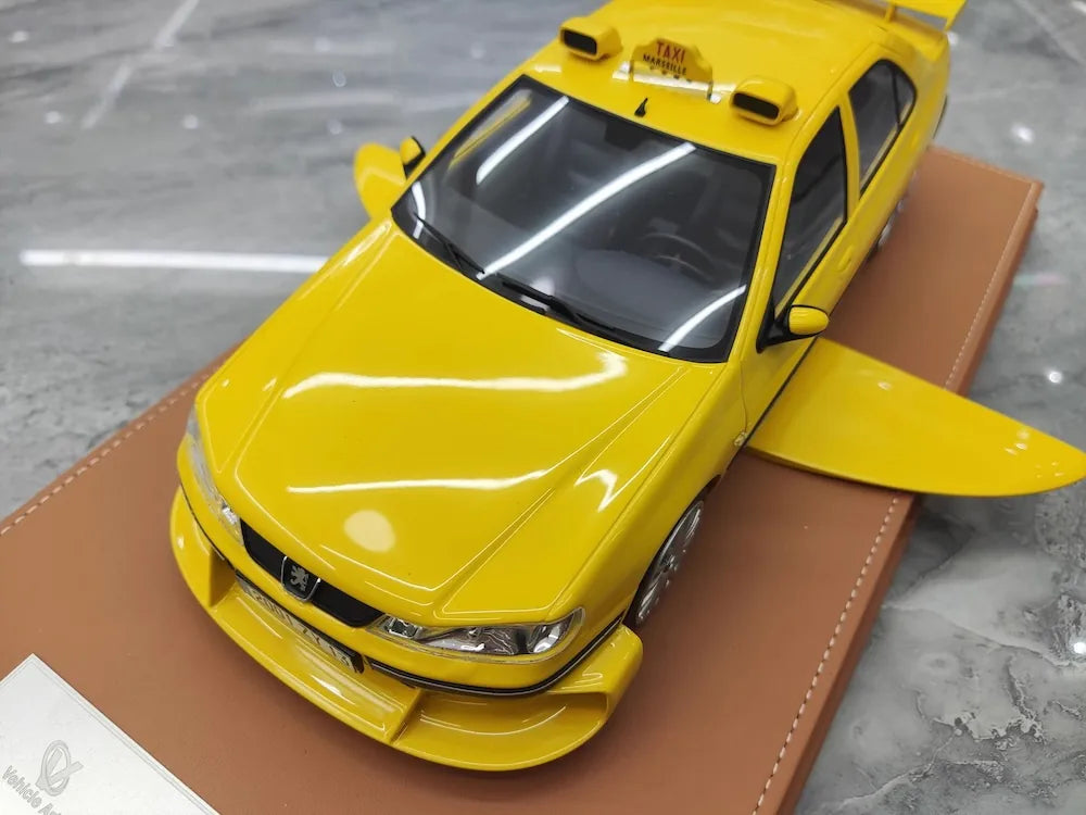 [Vehicle Art] 1-18 Peugeot 2001 406 Taxi Yellow Model Car Resin