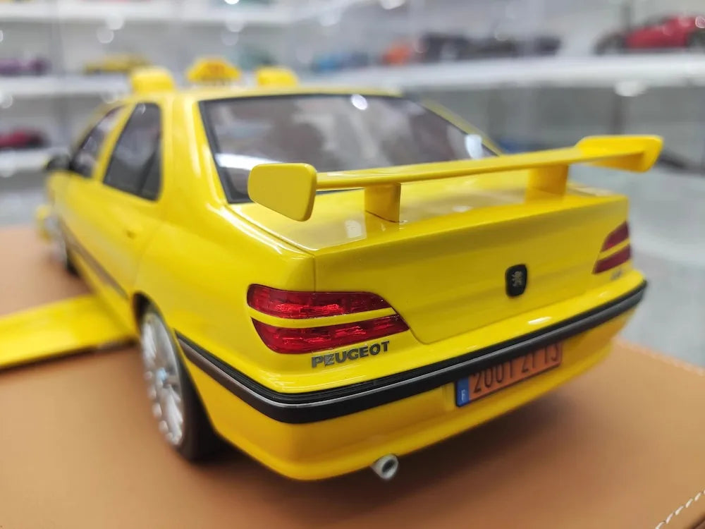 [Vehicle Art] 1-18 Peugeot 2001 406 Taxi jaune voiture miniature Resin