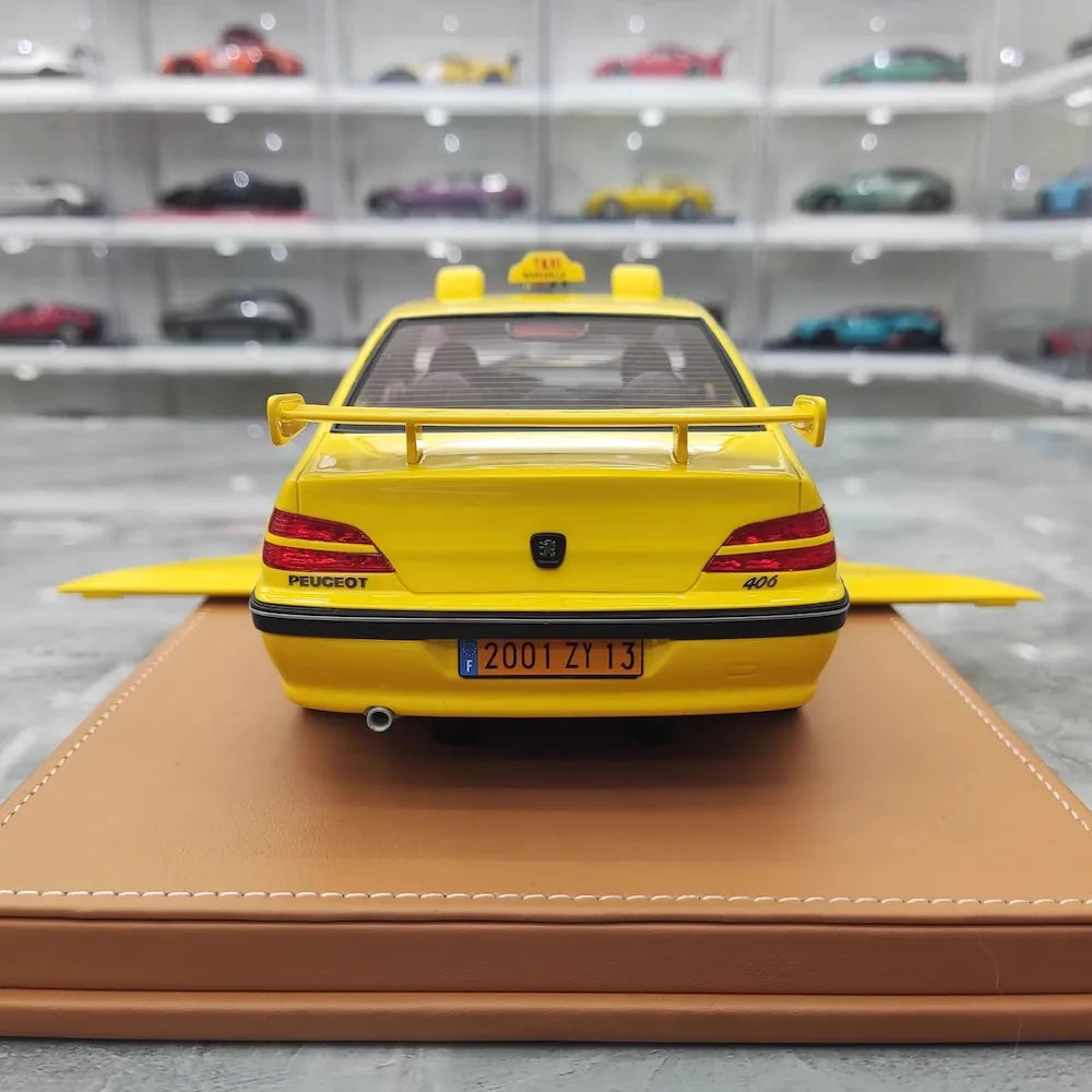 [Vehicle Art] 1-18 Peugeot 2001 406 Taxi Yellow Model Car Resin